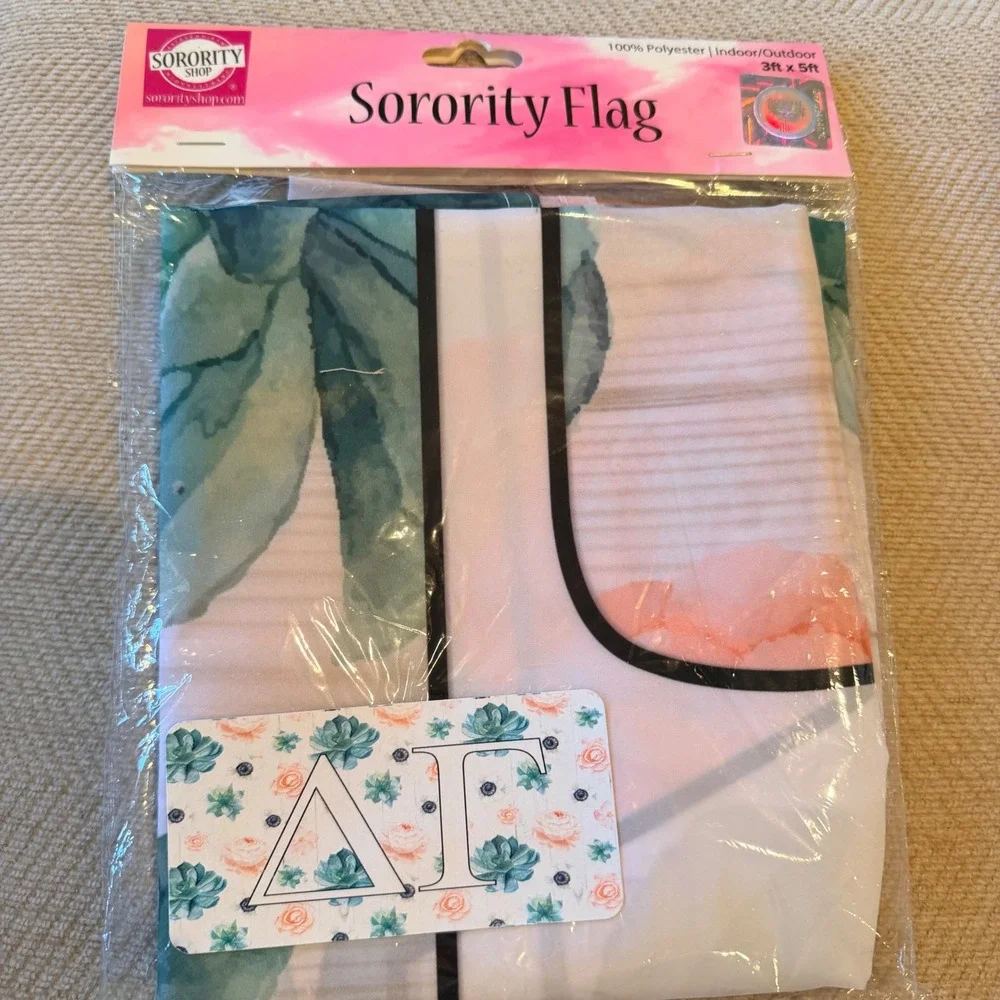 Sorority Shop Delta Gamma Succulent Floral Flag Banner Dorm Decor 3x5 White
